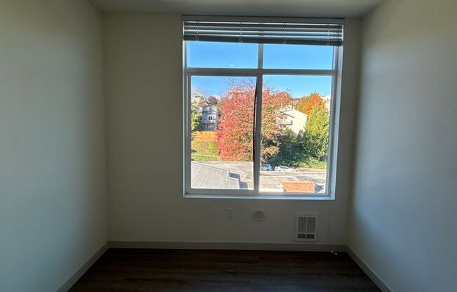 2 beds, 1 bath, 554 sqft, $1,745, Unit 413