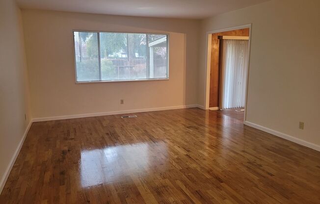 1831 N. Denair Ave - Turlock House