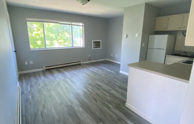 1 bed, 1 bath, 416 sqft, $750, Unit Unit B6