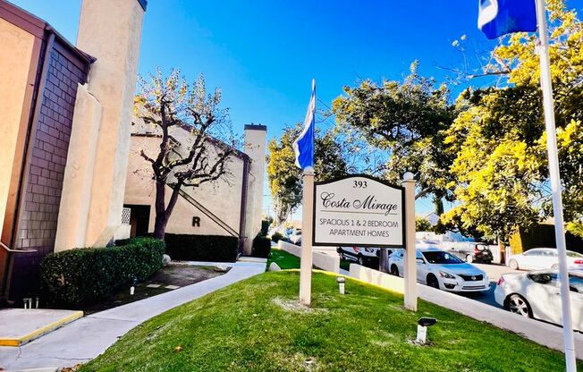 Lovely 1 Bedroom, 1 Bath Apartment with a Loft. Waiting for You to Make it Home!