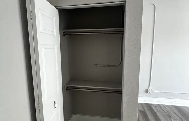 Studio, 1 bath, 380 sqft, $1,225, Unit 412