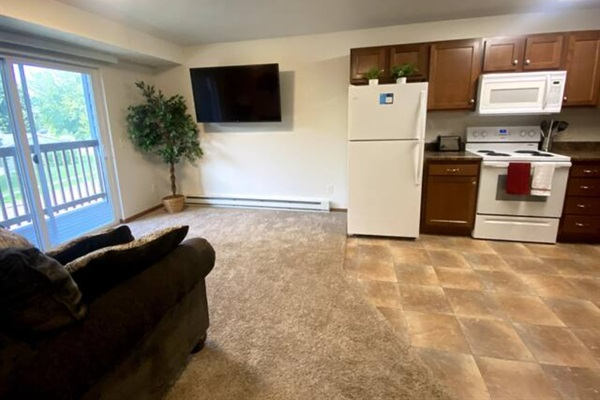 1632 S DOODLER DR