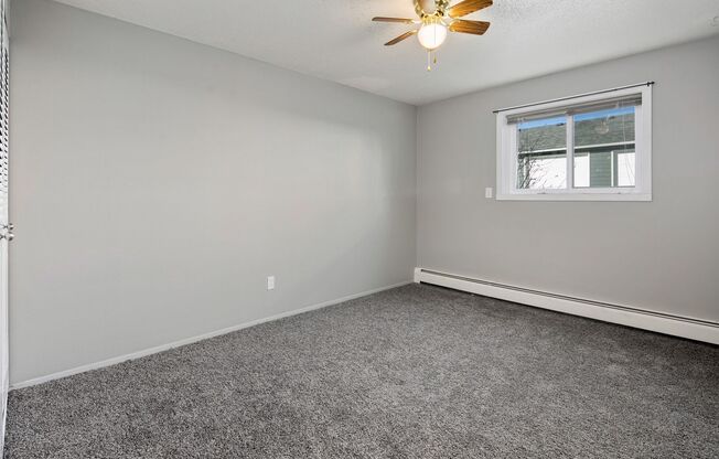1 bed, 1 bath, 425 sqft, $925, Unit 2002-04
