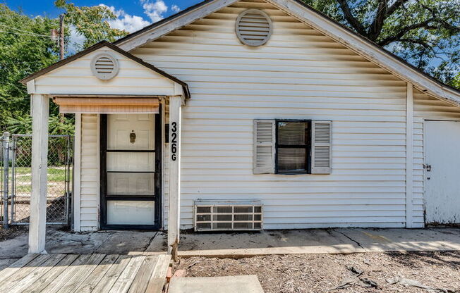 326 S EXPOSITION ST