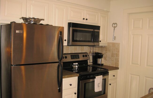 1 bed, 1 bath, 535 sqft, $1,075, Unit Unit 1