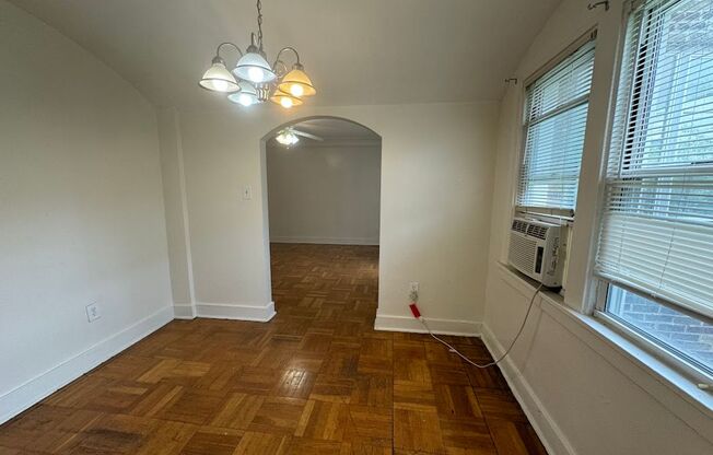 1 bed, 1 bath, 819 sqft, $1,650, Unit 104