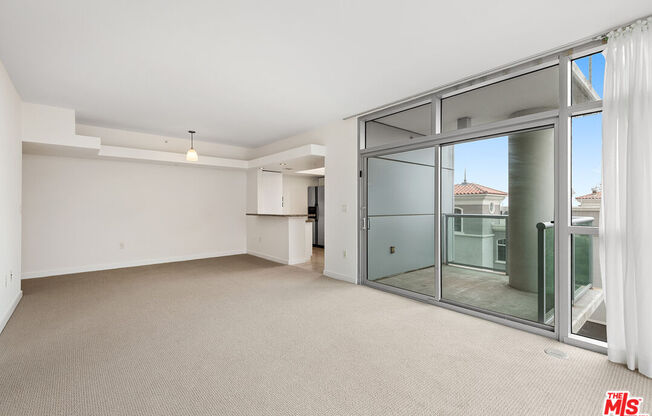 1 bed, 1 bath, 992 sqft, $4,250, Unit 517