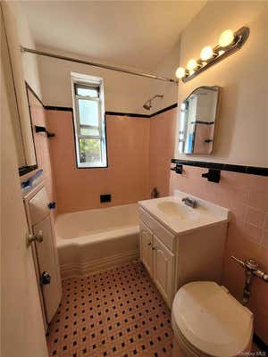 Studio, 1 bath, 525 sqft, $1,695, Unit 4J