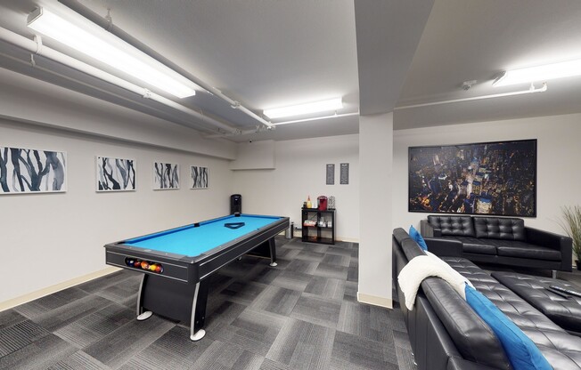Studio, 1 bath, 200 sqft, $1,345, Unit 401