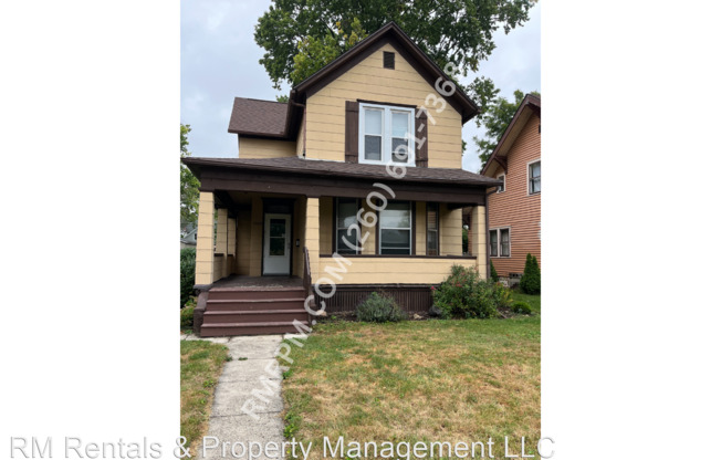1009 Edgewater Ave.