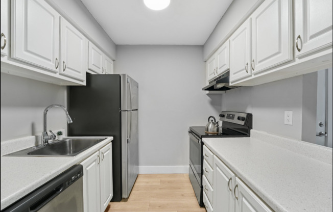 1 bed, 1 bath, 643 sqft, $1,200, Unit 127