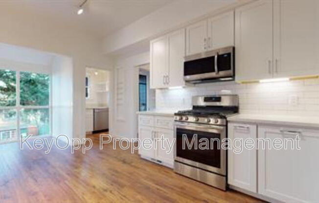 450 28 AVE