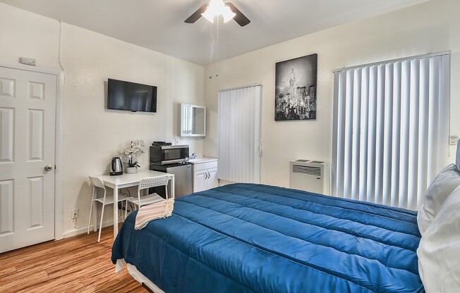 Studio, 1 bath, 231 sqft, $1,187.08, Unit 102