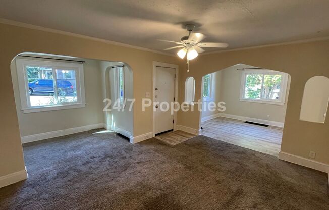 Nostalgic 2 BD | 2 BA House w/ Large Backyard - NE PDX