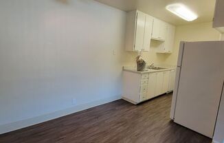 1 bed, 1 bath, 600 sqft, $1,745, Unit 092