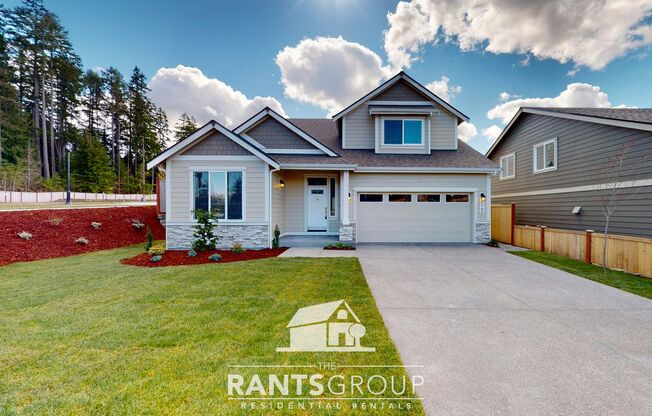 Beautiful Home! Easy JBLM commute!