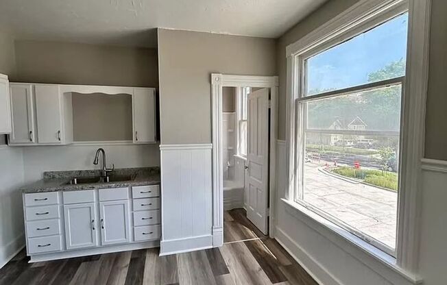Updated Triplex in Milwaukee’s Harambe Neighborhood — 1 & 3 Bedroom Units