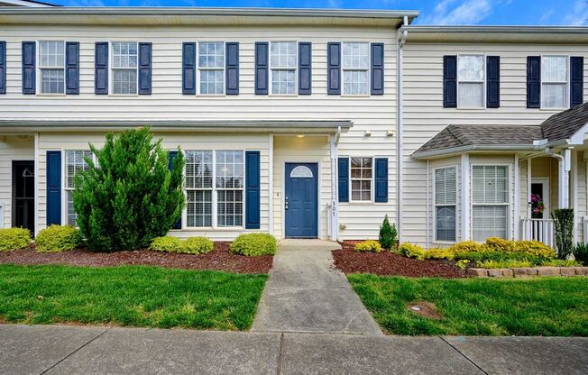 Conveniently located, Wake Forest, 3 Bed 2.5 Bath Townhome