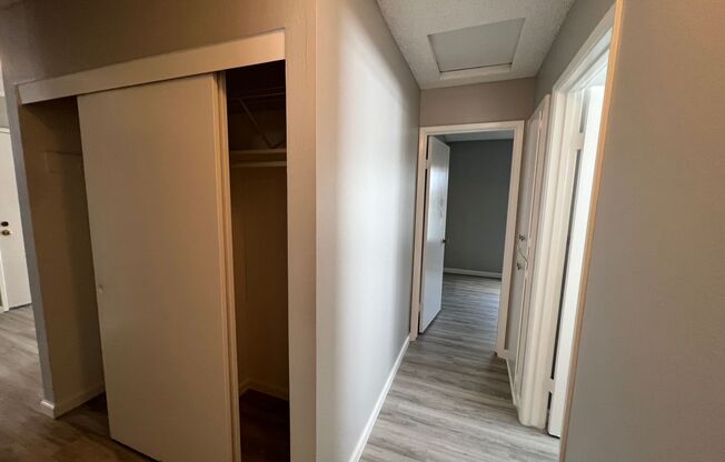 Newly Updated 4/2 Home! Remodeled Bathrooms! Extremely Well Maintained