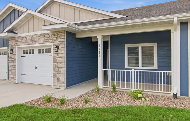 MOVE INTO NEW! Luxury 2-bed/2-bath + Half-Off First Month's Rent & Security Deposit