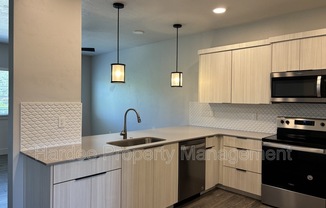 3711 S COUNCIL SPG RD