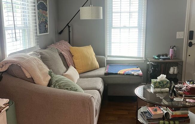 Charming 2 Bed/ 1 Bath home in Madison with Fenced Yard