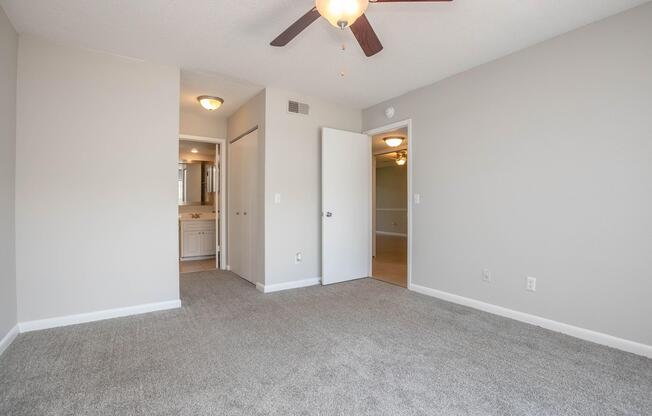 2 beds, 2 baths, 1,100 sqft, $2,034