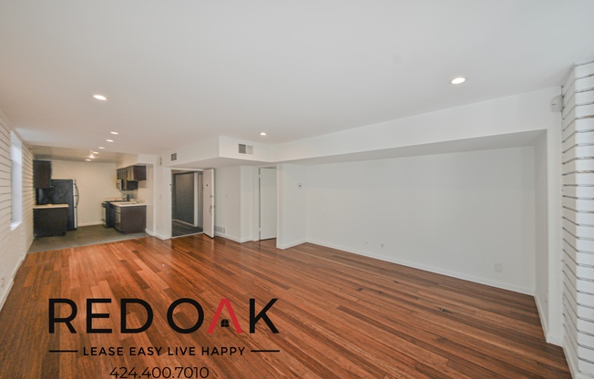 1211 1/2 HORN AVE