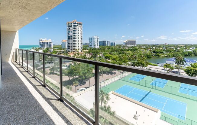 Annual Rental Available Now!!! Stunning 2BR/3BA 9th Floor Condo, Turnkey, Furnished