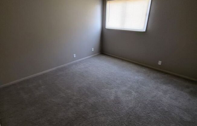 1 bed, 1 bath, 850 sqft, $999, Unit 9-917