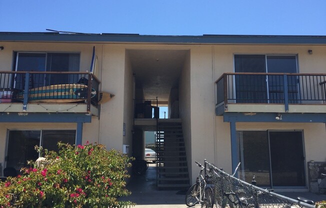 3 beds, 2 baths, $6,000, Unit 1