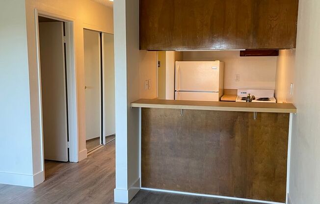 1 bed, 1 bath, $2,295, Unit 312