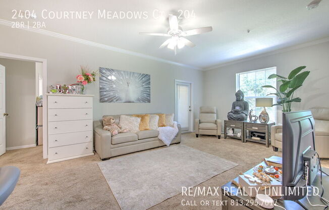 2404 COURTNEY MDWS CT