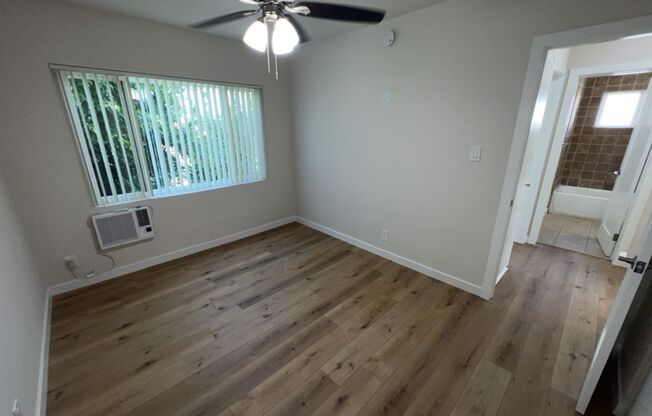 2 beds, 1 bath, $2,395