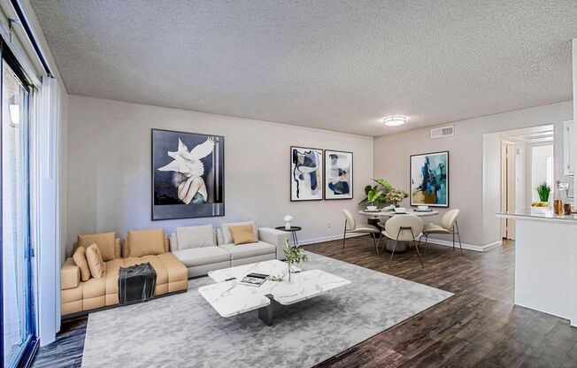 2 beds, 2 baths, 900 sqft, $1,250, Unit 123