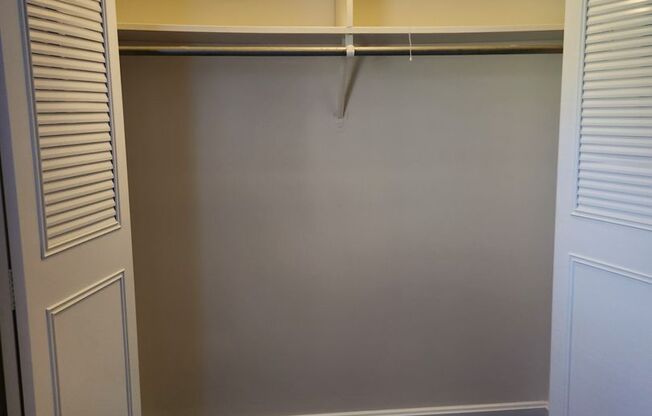 3 beds, 2 baths, 1,696 sqft, $2,055, Unit WI150G4