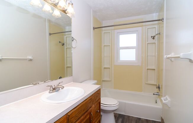 Hollybrooke Townhomes