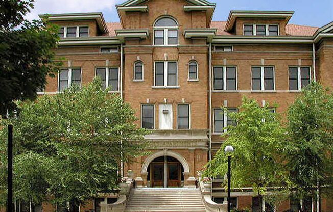 Studio, 1 bath, 400 sqft, $765, Unit 201