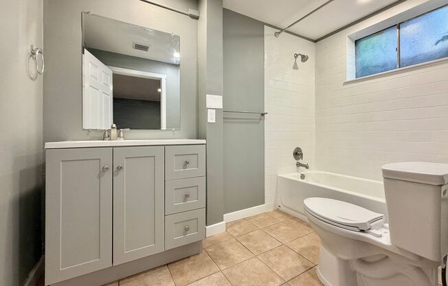 1 bed, 1 bath, 520 sqft, $1,195, Unit Unit D