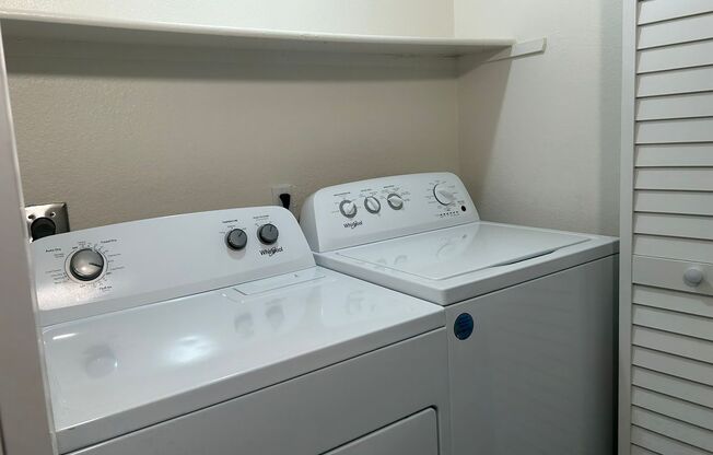 2 beds, 1 bath, 875 sqft, $2,595, Unit 49