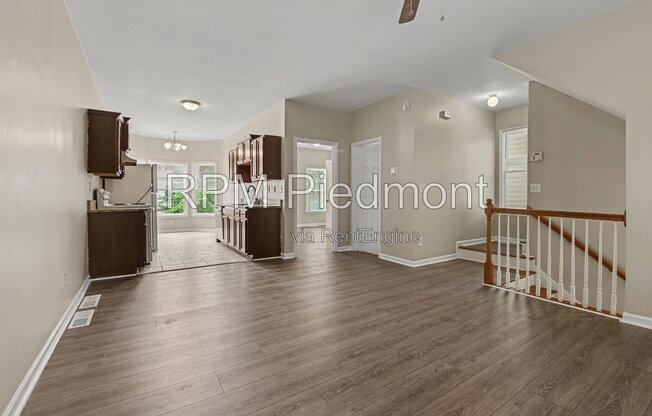 739 PRINCE PL