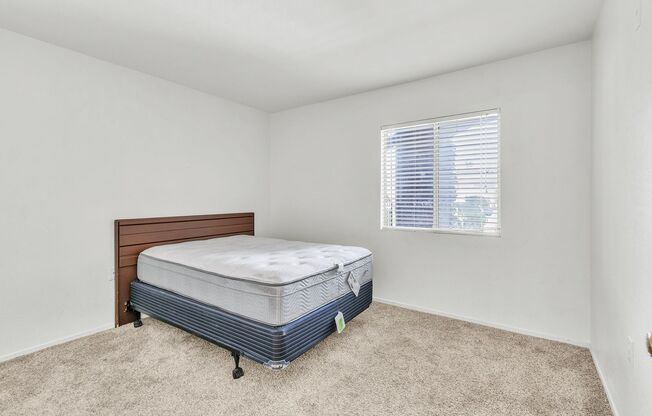 2 beds, 2 baths, $1,275, Unit # 1059