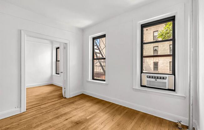 238 W 4 ST