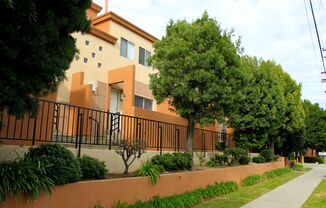 Nordhoff Townhomes