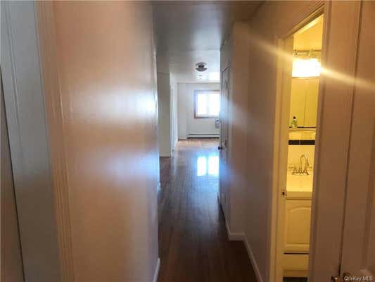 3 beds, 2 baths, 864 sqft, $3,464, Unit 1