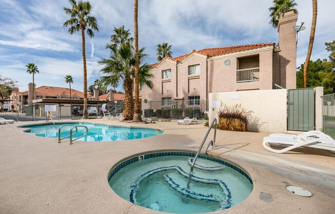 **MOVE IN SPECIAL!! ONE MONTH FREE W/ 14 MONTH LEASE!!**