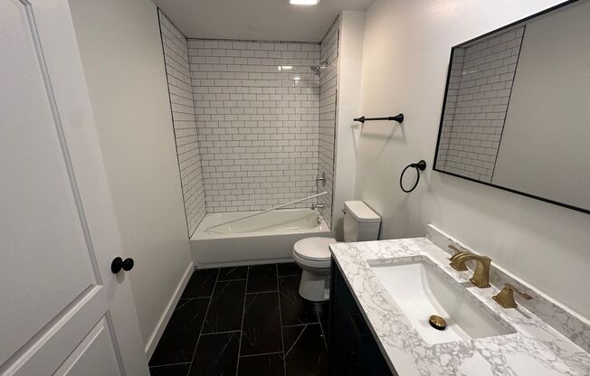 Studio, 1 bath, 276 sqft, $850, Unit 101