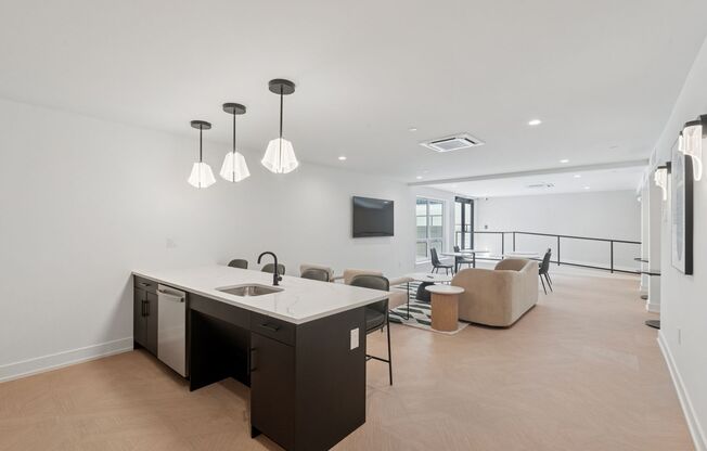 1 bed, 1 bath, 517 sqft, $1,650, Unit Unit 412