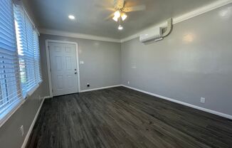 2 beds, 1 bath, $2,450