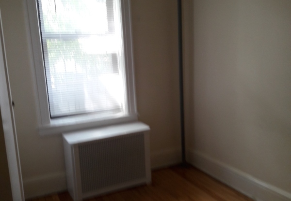 3143 33 ST